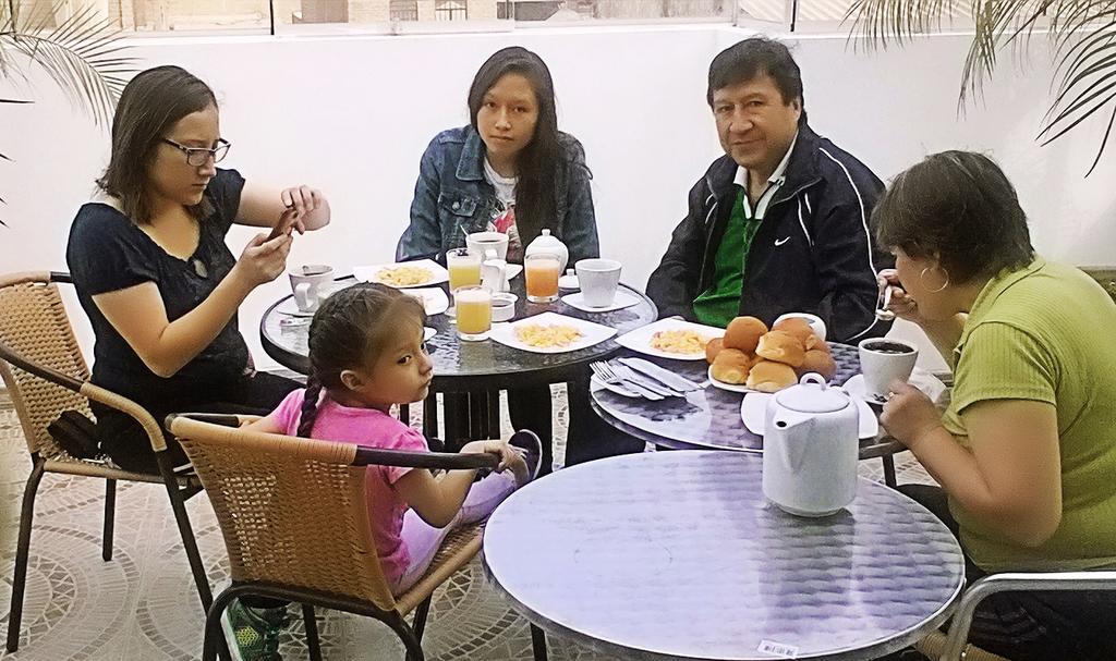 Hostal Florida Chiclayo Eksteriør bilde